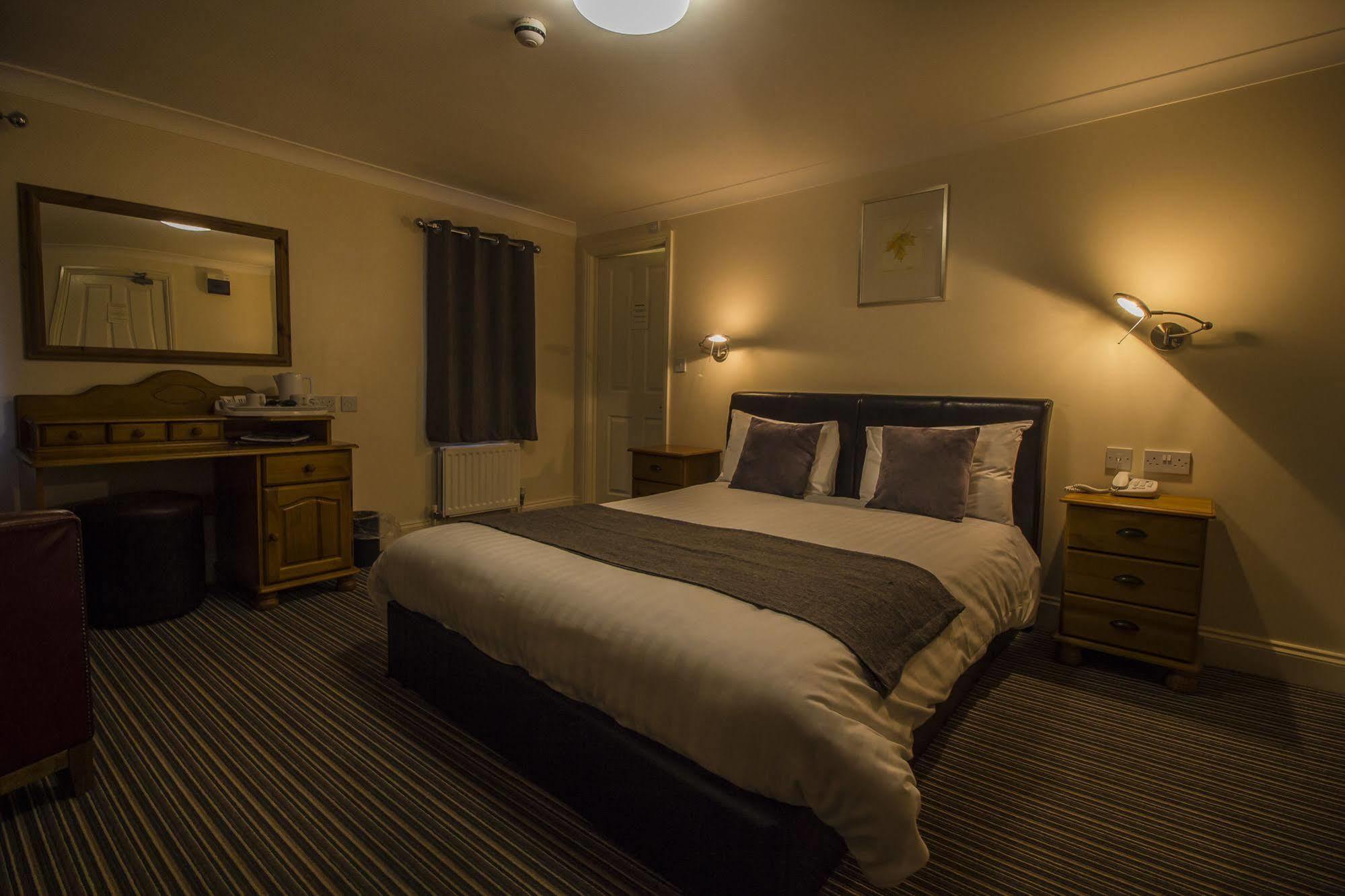 The Golden Lion Hotel, St Ives, Cambridgeshire St Ives  Esterno foto