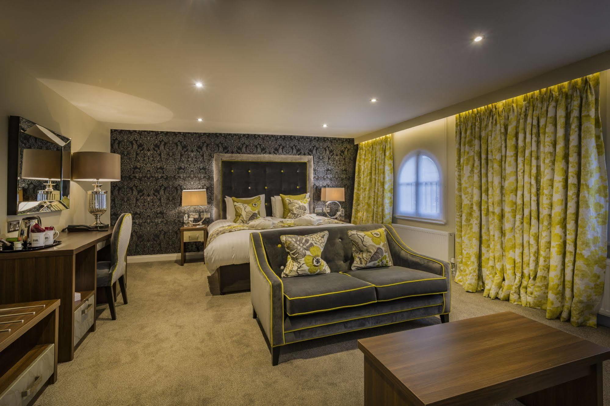 The Golden Lion Hotel, St Ives, Cambridgeshire St Ives  Esterno foto
