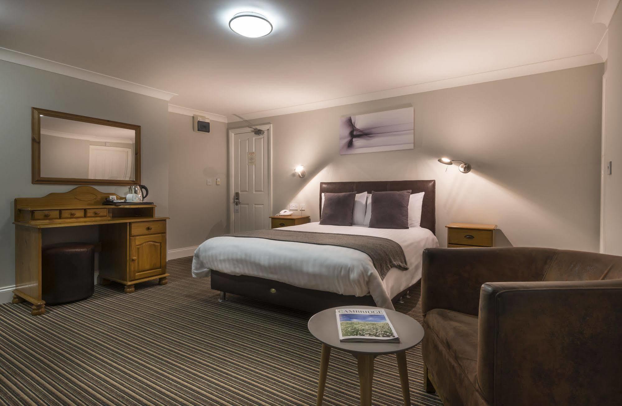 The Golden Lion Hotel, St Ives, Cambridgeshire St Ives  Esterno foto